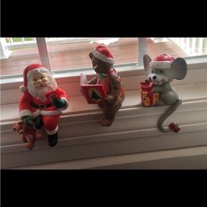 3 christmas  mantle, Santa Bear Mouse